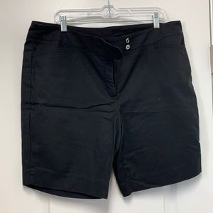 Size 16 Anne Klein Shorts